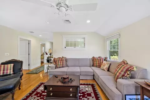 146 James Cir, Mashpee, MA 02649 photo 13