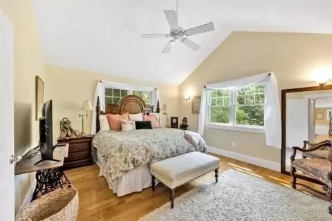 146 James Cir, Mashpee, MA 02649 photo 14