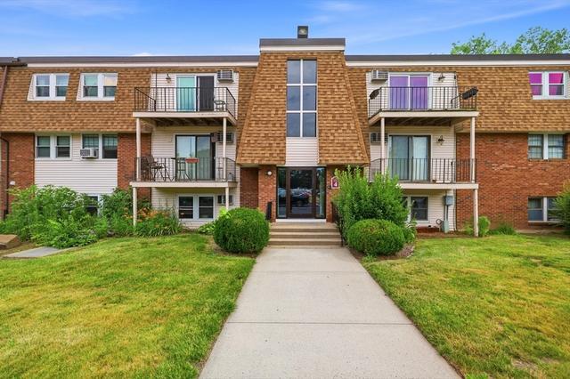 80 Damon Rd #4302, Northampton, MA 01060