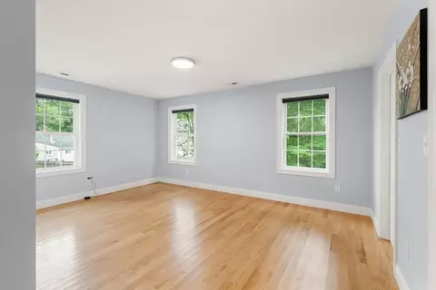 Bedroom - 1295 Main St, Reading, MA 01867 photo 3 of 6