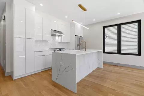 32 Mckone St, Boston, MA 02122