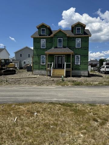 55 Princeton Cir, Fall River, MA 02724