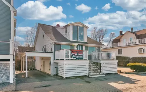 9 Chick St, Quincy, MA 02170