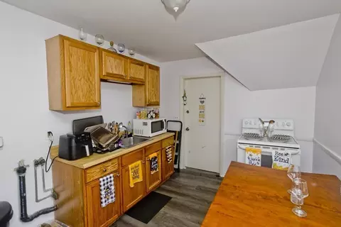Kitchen - 90 Andrew St, Springfield, MA 01109 photo 3 of 4
