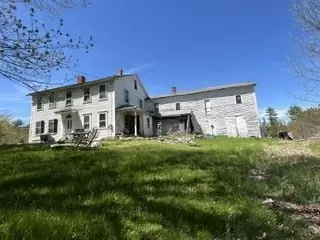 21 S Royalston Rd, Royalston, MA 01368