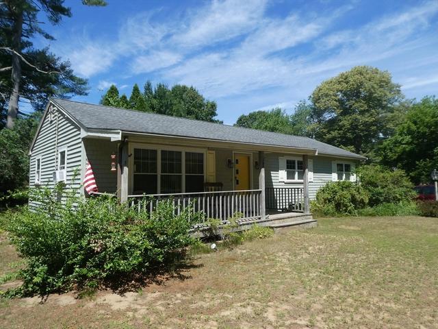 21 Beech Bluff Rd, Freetown, MA 02717