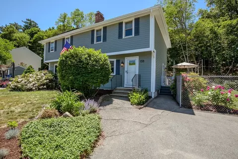 13 Christie Dr #B, Newburyport, MA 01950