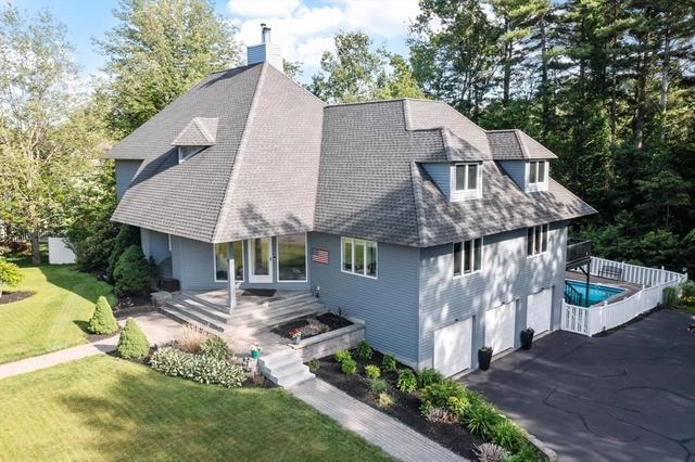60 Commonwealth Cir, Leominster, MA 01453