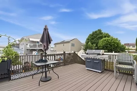 105 Lawrence St, Fall River, MA 02721 photo 21