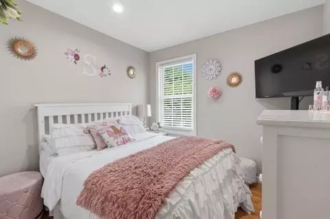 105 Lawrence St, Fall River, MA 02721 photo 15