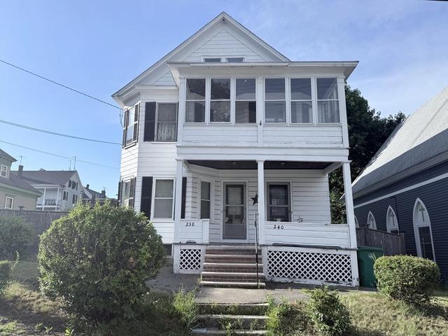238 Moore St, Lowell, MA 01852