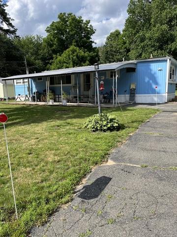 23 Riverview Cir, Brimfield, MA 01010