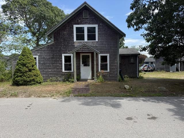3 Short Neck Rd, Wareham, MA 02532