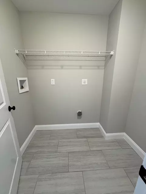 40 Winchester Ln #33, Fall River, MA 02721 photo 13