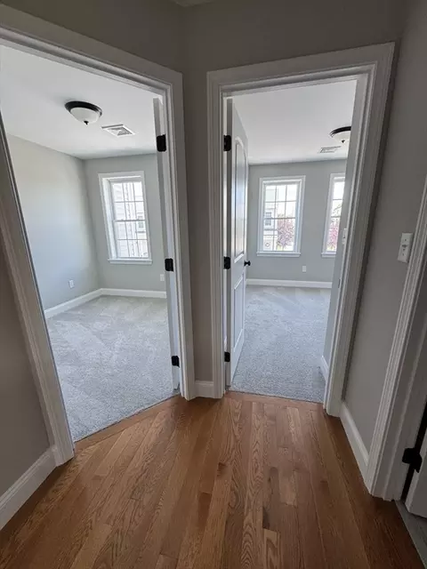 40 Winchester Ln #33, Fall River, MA 02721 photo 12