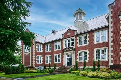 58 Main St #4, Hatfield, MA 01038