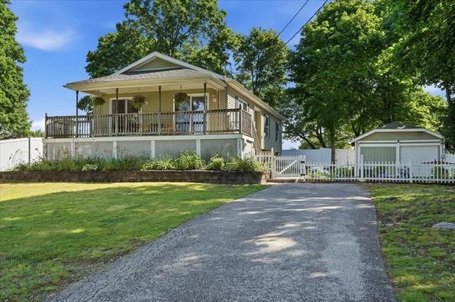 111 Wompatuck Rd, Hingham, MA 02043