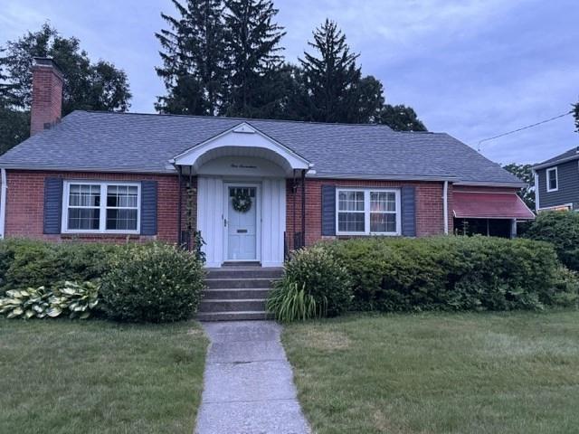 117 Hopkins Pl, Longmeadow, MA 01106