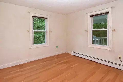 Bedroom - 357 Barre Rd, Oakham, MA 01068 photo 3 of 6