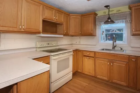 Kitchen - 357 Barre Rd, Oakham, MA 01068 photo 1 of 3