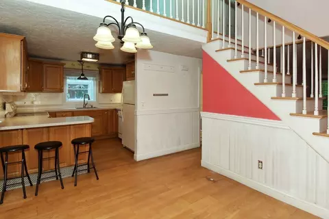 Entry Way - 357 Barre Rd, Oakham, MA 01068 photo 1 of 2
