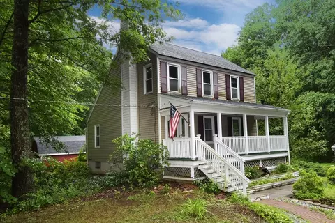 357 Barre Rd, Oakham, MA 01068