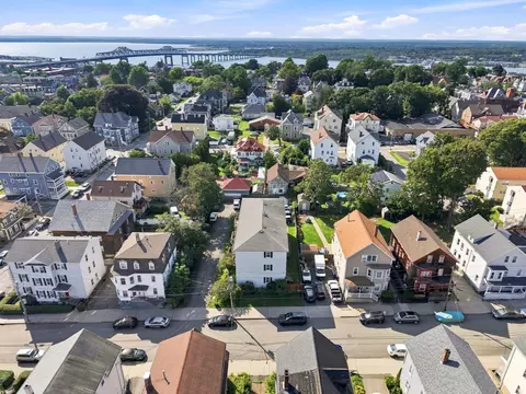 View/Area - 434 Linden St #4, Fall River, MA 02720 photo 2 of 2