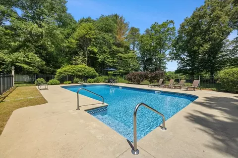 16 King Philip Path, Mendon, MA 01756 photo 31