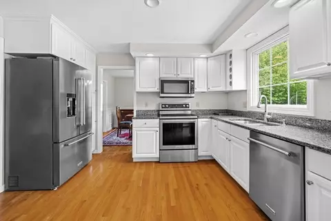 16 King Philip Path, Mendon, MA 01756 photo 12