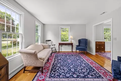16 King Philip Path, Mendon, MA 01756 photo 5