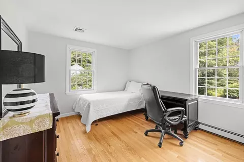 16 King Philip Path, Mendon, MA 01756 photo 18