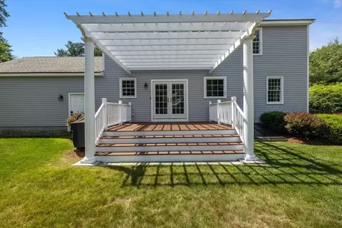 16 King Philip Path, Mendon, MA 01756 photo 34