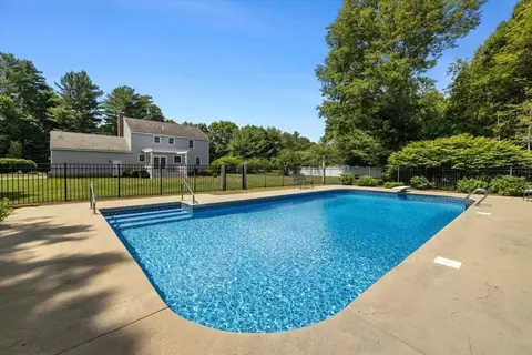 16 King Philip Path, Mendon, MA 01756 photo 32