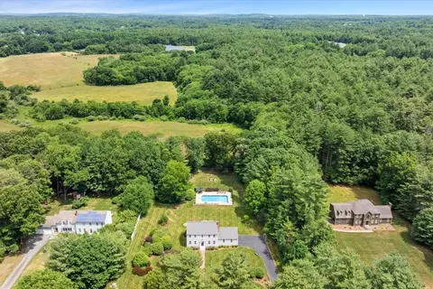 16 King Philip Path, Mendon, MA 01756 photo 40