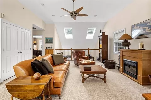 Living - 25 Whiting Ln #25, Hingham, MA 02043 photo 1 of 1