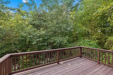 Exterior - 25 Whiting Ln #25, Hingham, MA 02043 photo 5 of 8