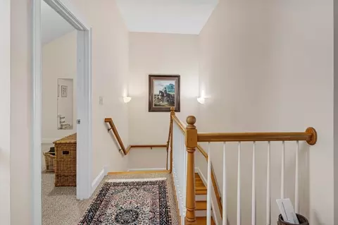 Entry Way - 25 Whiting Ln #25, Hingham, MA 02043 photo 2 of 2