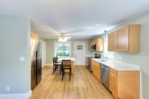 148 Whitmarsh Ave, Worcester, MA 01606 photo 12