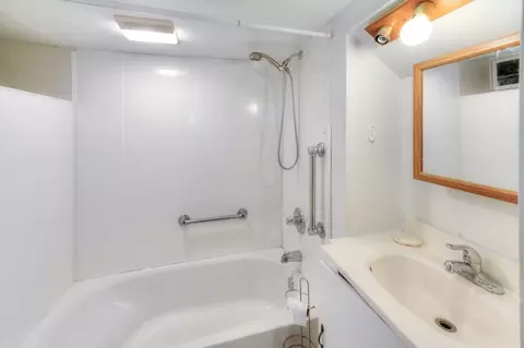 148 Whitmarsh Ave, Worcester, MA 01606 photo 24