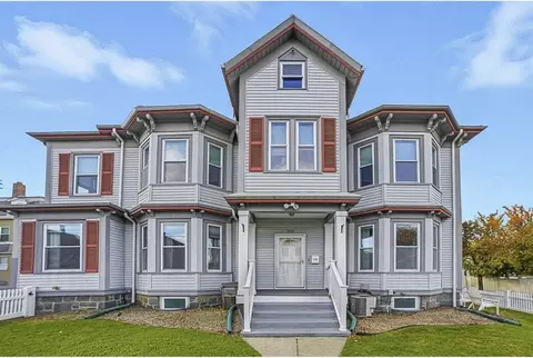 659 Moody St #3, Waltham, MA 02453