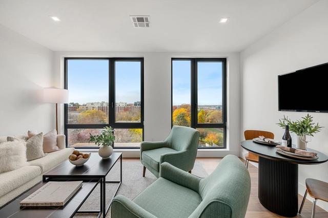 1515 Commonwealth Ave #807, Boston, MA 02135