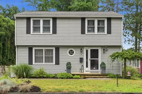 1 Johns Rd, Marblehead, MA 01945 photo 2