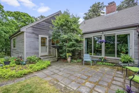 Exterior - 330 Champlain Rd, Chatham, MA 02633 photo 6 of 10