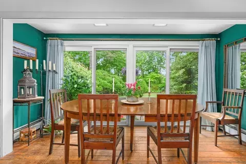 Dining - 330 Champlain Rd, Chatham, MA 02633 photo 4 of 5