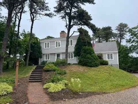 Exterior - 330 Champlain Rd, Chatham, MA 02633 photo 10 of 10