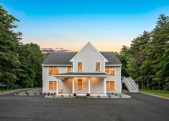 427 Middle Rd, Brentwood, NH 03833