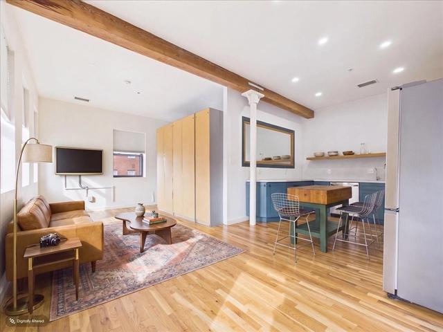 100 Pearl St #13, Chelsea, MA 02150