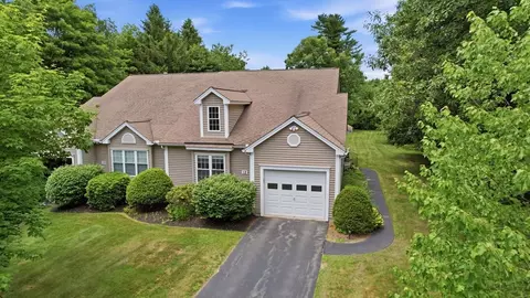 12 Meditation Ln #10B, Lancaster, MA 01523
