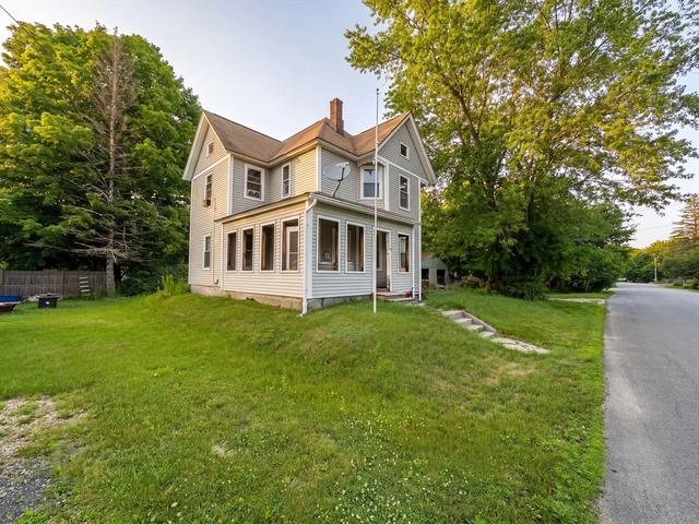 15 Blodgett St, Orange, MA 01364