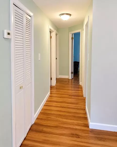 9 Cold Spring Rd, North Reading, MA 01864 photo 8